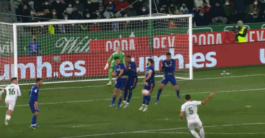 F1季前最后测试惊险飙第一 拉塞尔为揭幕战磨拳擦掌