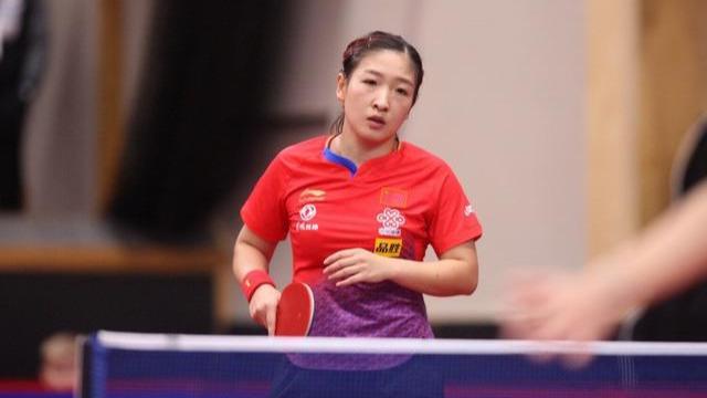 通过与贾巴 通过与贾巴